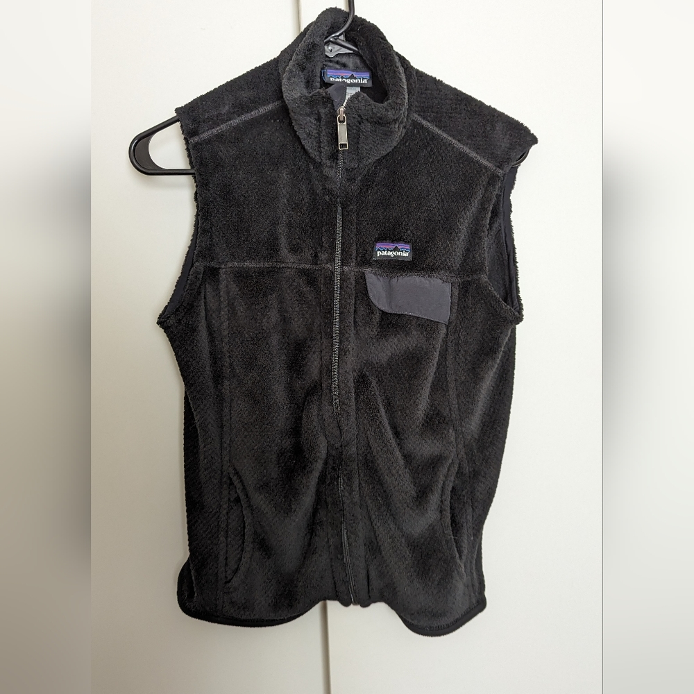 Black Patagonia vest
